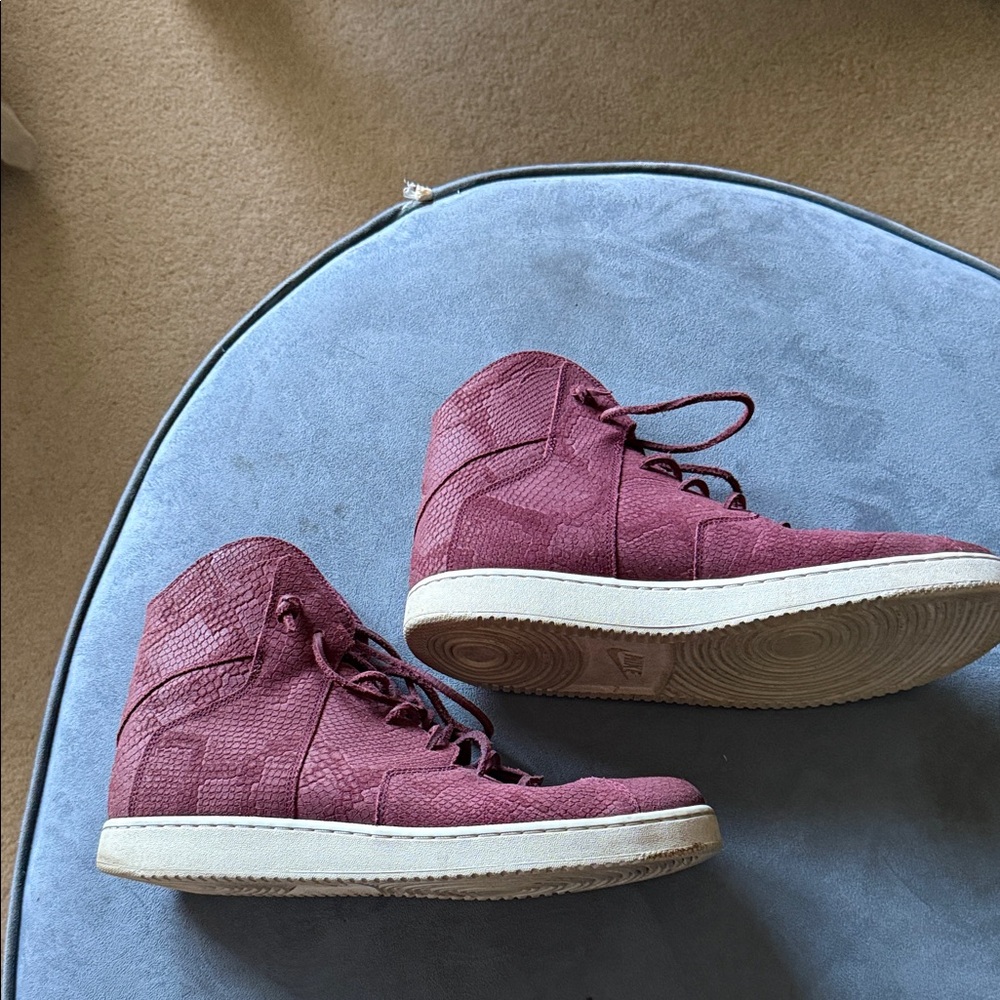 Nike Jordan Burgundy High-Top Athletic Shoes